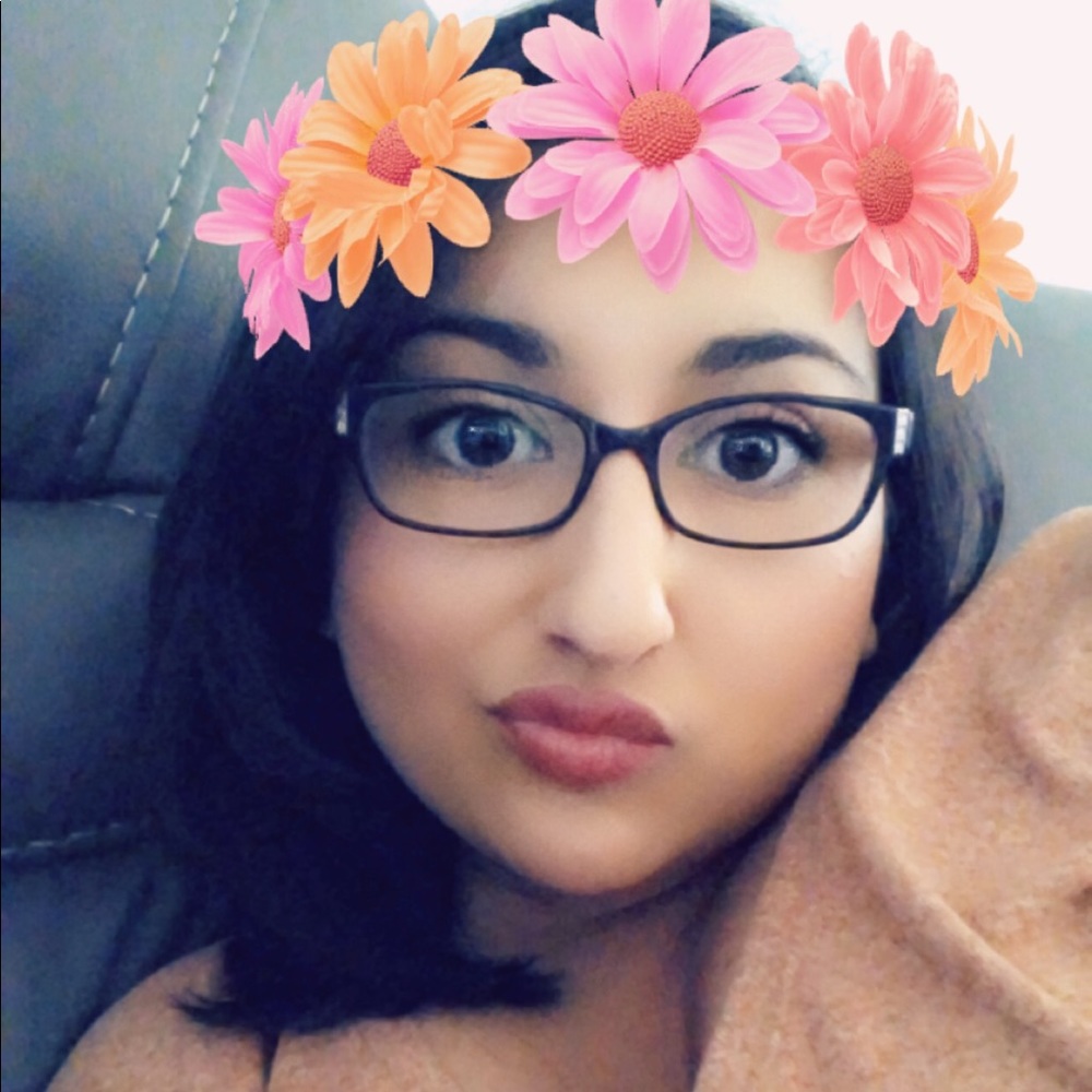 Meet your Posher, Bella